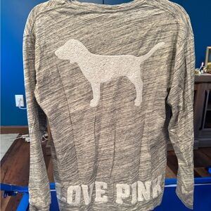 TWO VS PINK Long Sleeve Tees!!
Logo Tee in Ivory with Light Pink Tie-Dye